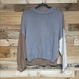 Blu Pepper size Large Crewneck Soft Oversized Sweater in Gray, Brown, and Cream